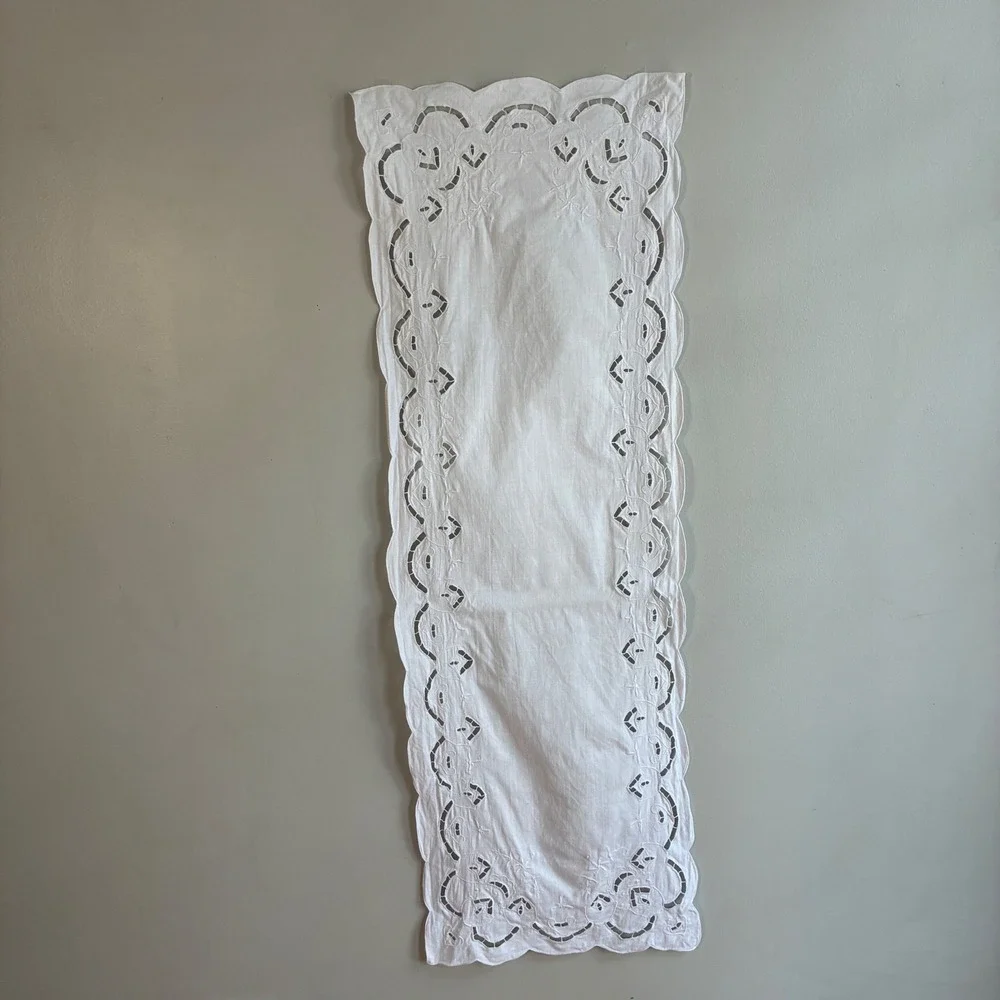 Vintage Table Runner 41